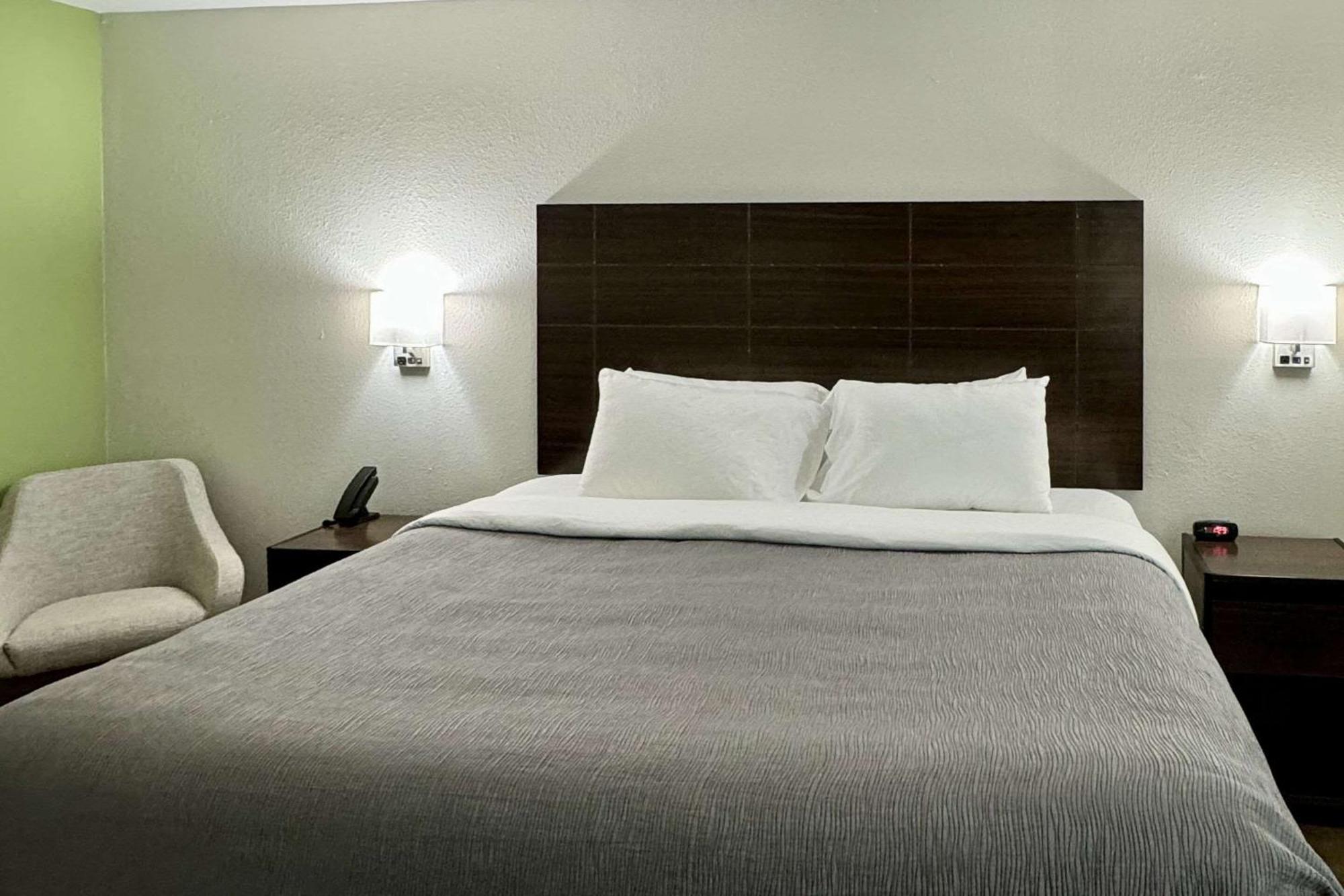 Quality Inn Sulphur Esterno foto