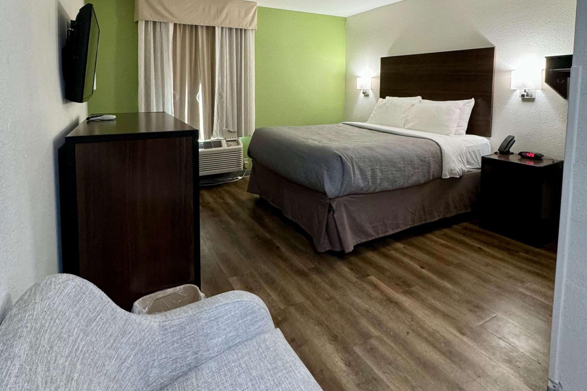 Quality Inn Sulphur Esterno foto